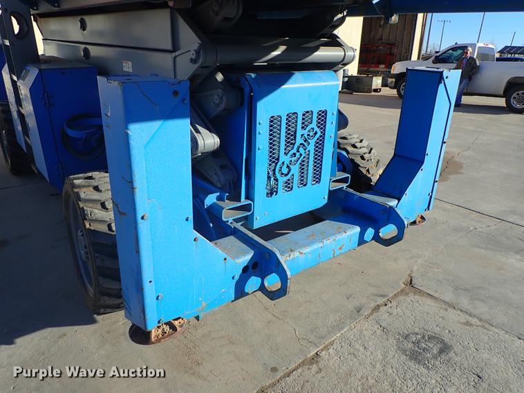 image for item DG2918 2003 Genie GS-4390 scissor lift