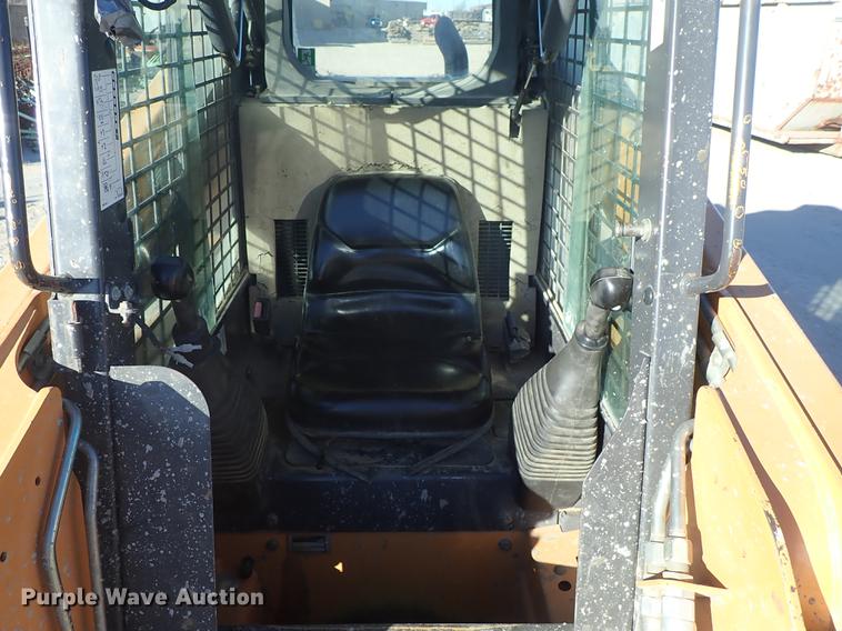 image for item DG2920 2003 Case 70XT skid steer