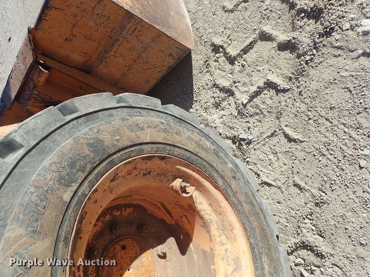 image for item DG2920 2003 Case 70XT skid steer