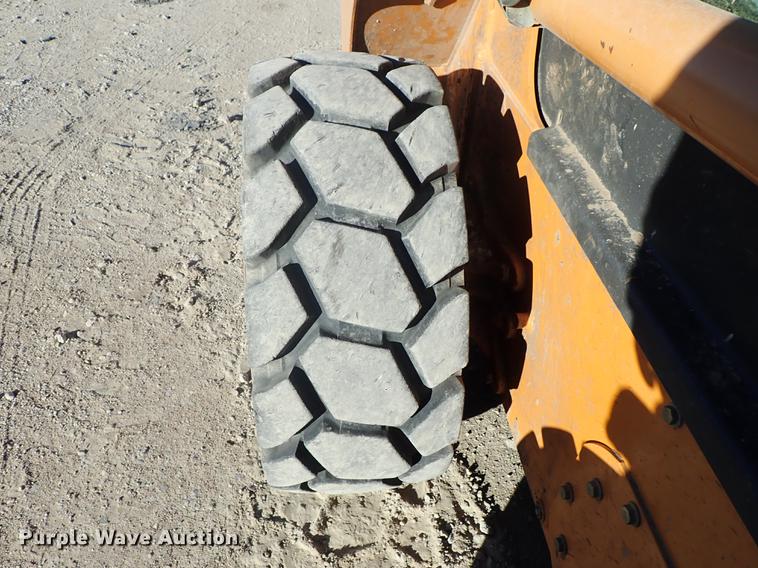 image for item DG2920 2003 Case 70XT skid steer