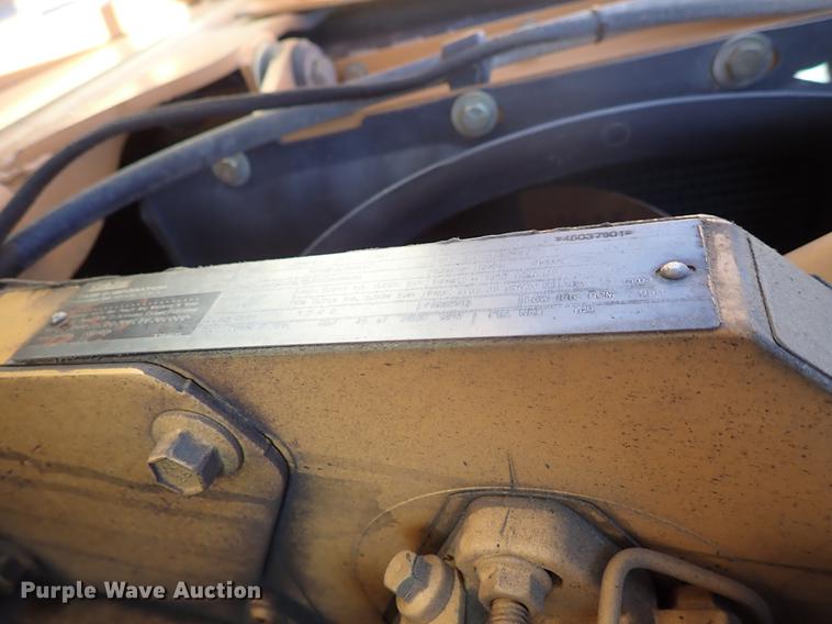 image for item DG2928 2000 Case 660 cable plow