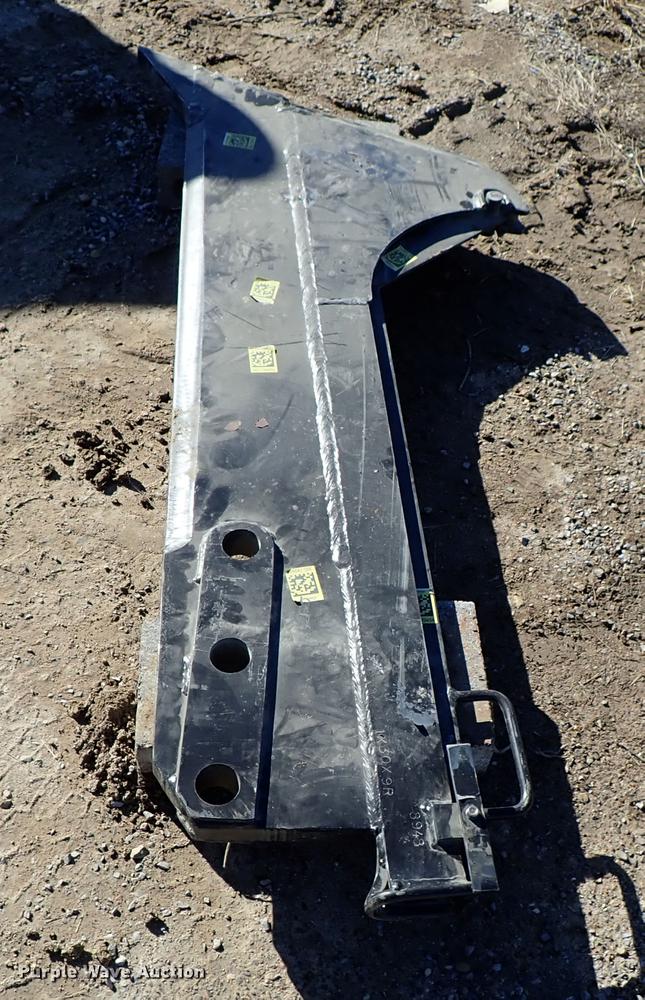 image for item DG2928 2000 Case 660 cable plow