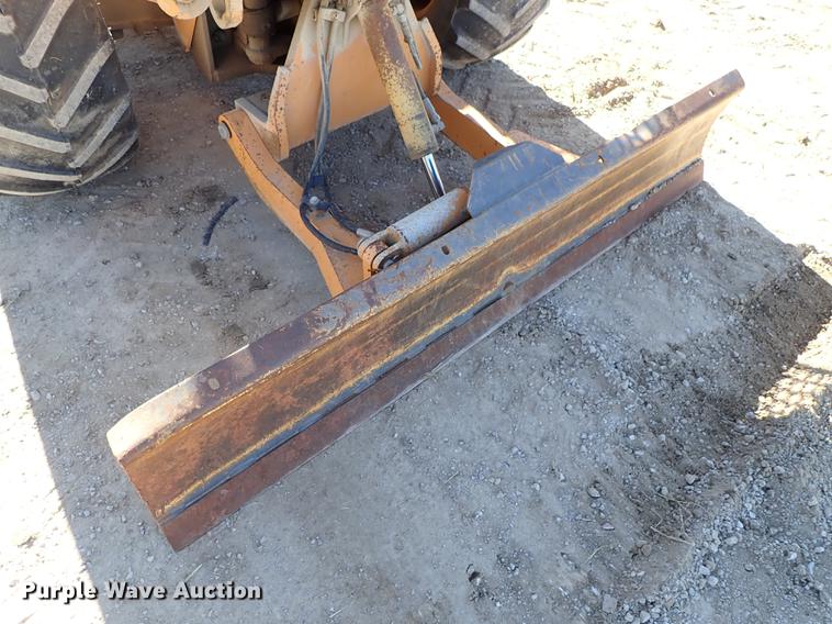 image for item DG2928 2000 Case 660 cable plow