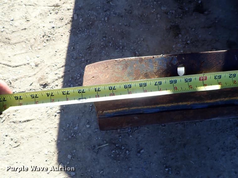 image for item DG2928 2000 Case 660 cable plow