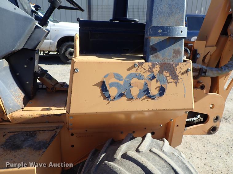 image for item DG2928 2000 Case 660 cable plow