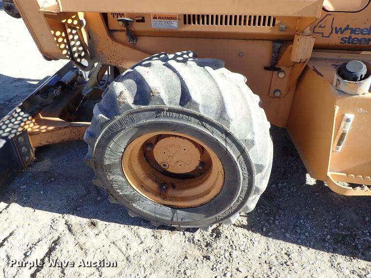 image for item DG2928 2000 Case 660 cable plow