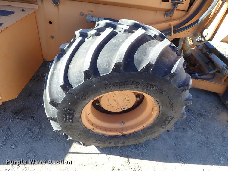 image for item DG2928 2000 Case 660 cable plow