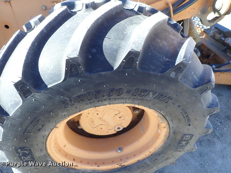 image for item DG2928 2000 Case 660 cable plow