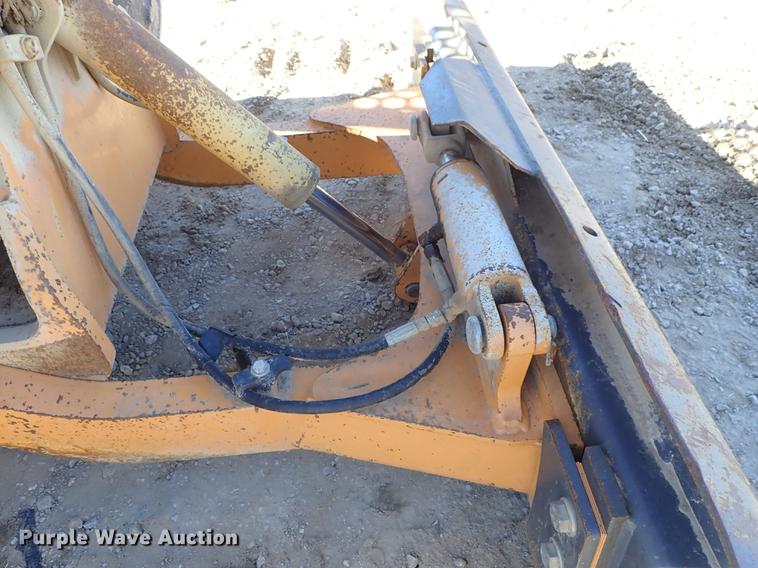 image for item DG2928 2000 Case 660 cable plow