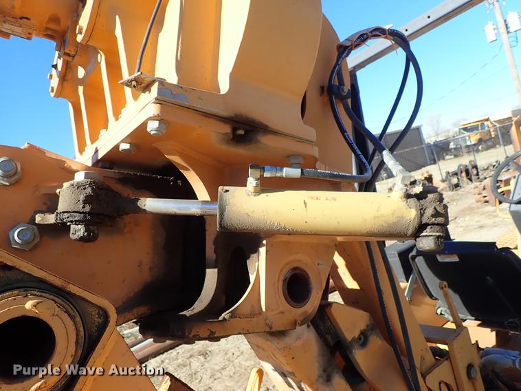 image for item DG2928 2000 Case 660 cable plow