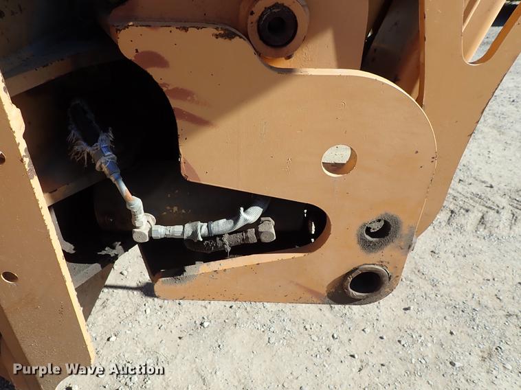 image for item DG2928 2000 Case 660 cable plow