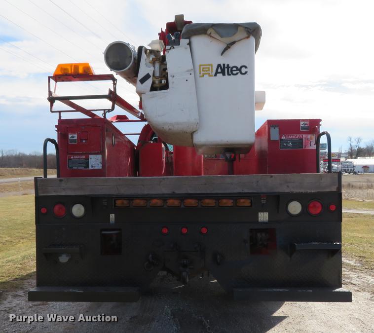 image for item DG3797 2007 Chevrolet C8500 bucket truck