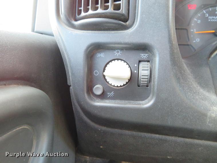 image for item DG3797 2007 Chevrolet C8500 bucket truck