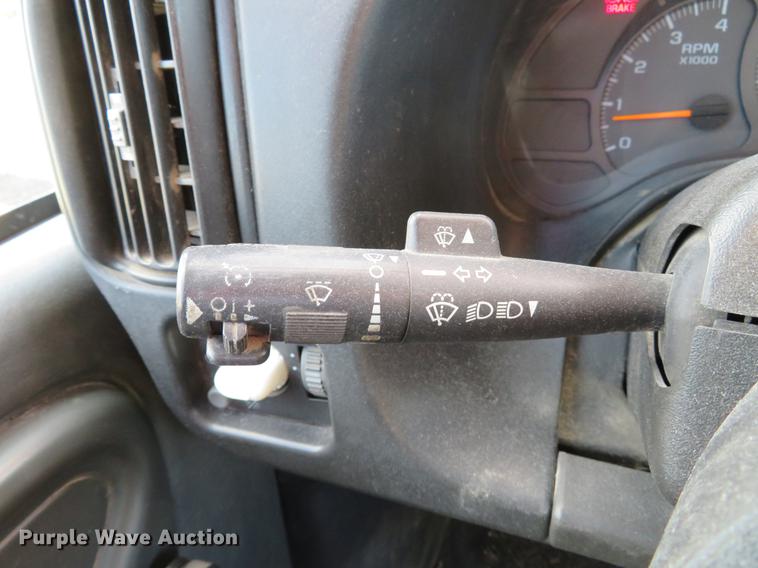 image for item DG3797 2007 Chevrolet C8500 bucket truck