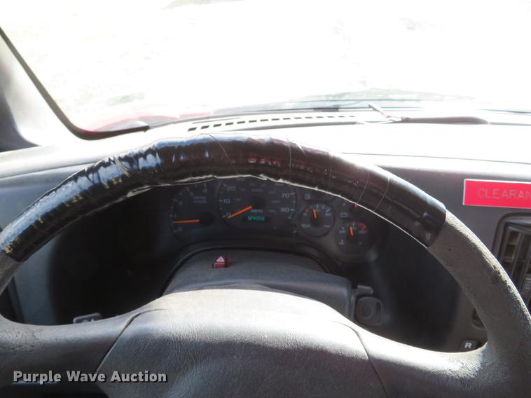 image for item DG3797 2007 Chevrolet C8500 bucket truck