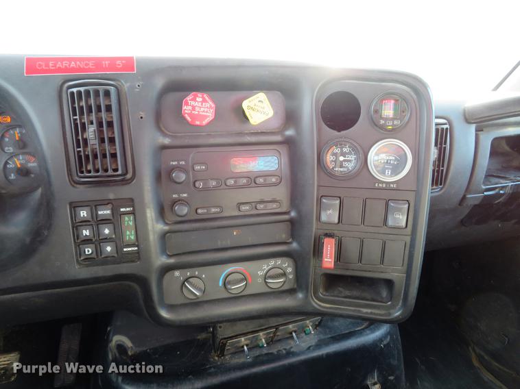 image for item DG3797 2007 Chevrolet C8500 bucket truck