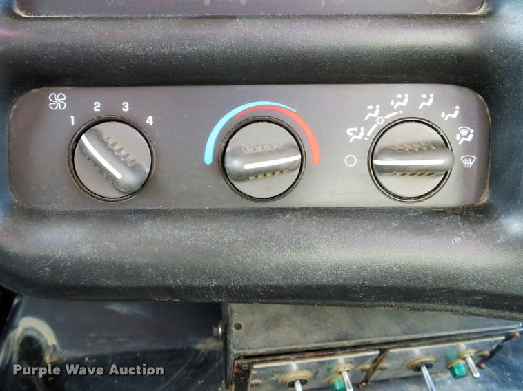 image for item DG3797 2007 Chevrolet C8500 bucket truck