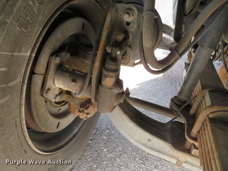 image for item DG3797 2007 Chevrolet C8500 bucket truck