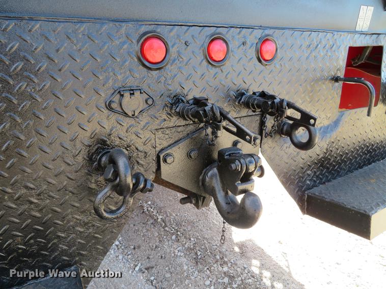 image for item DG3797 2007 Chevrolet C8500 bucket truck