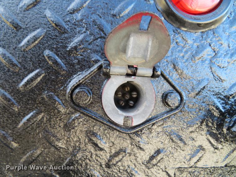 image for item DG3797 2007 Chevrolet C8500 bucket truck