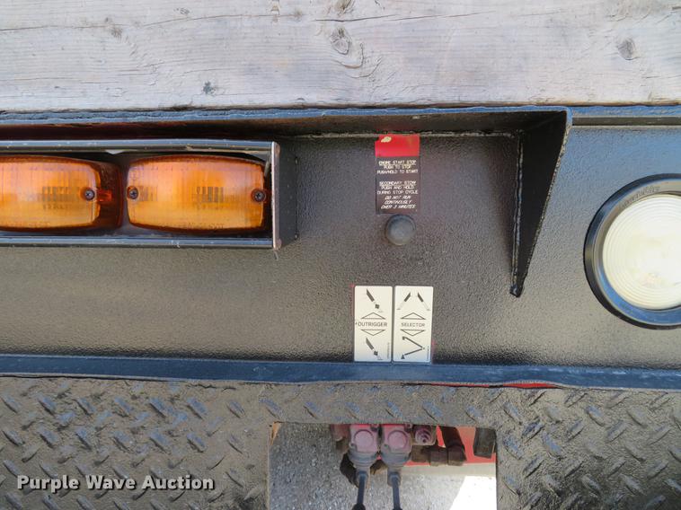 image for item DG3797 2007 Chevrolet C8500 bucket truck