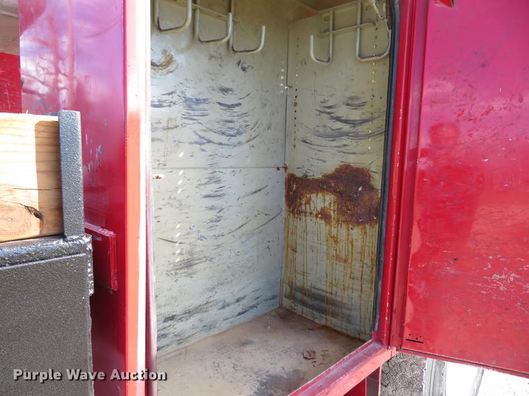 image for item DG3797 2007 Chevrolet C8500 bucket truck