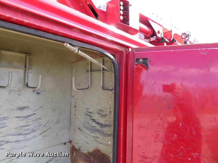 image for item DG3797 2007 Chevrolet C8500 bucket truck