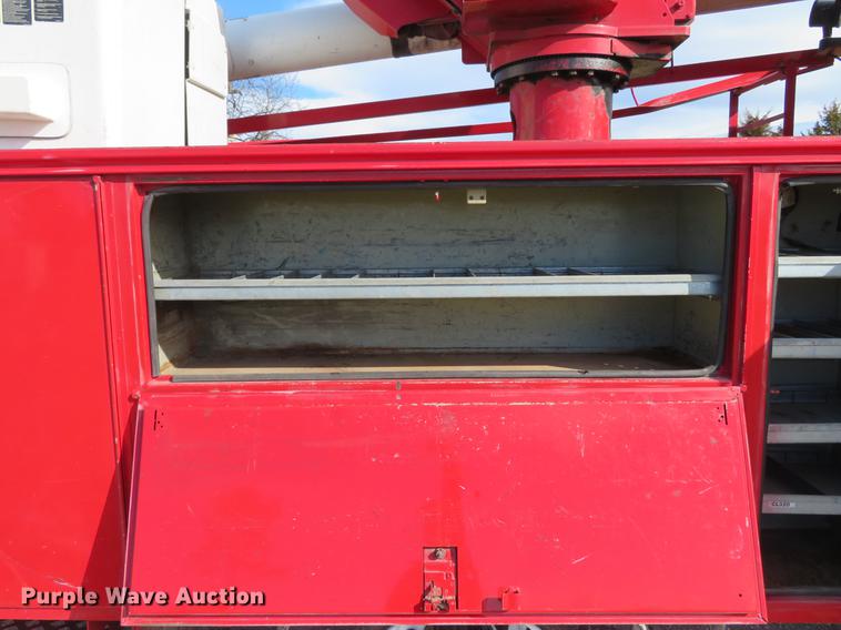 image for item DG3797 2007 Chevrolet C8500 bucket truck