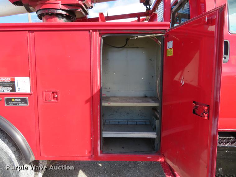 image for item DG3797 2007 Chevrolet C8500 bucket truck