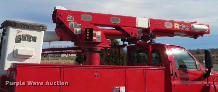 image for item DG3797 2007 Chevrolet C8500 bucket truck