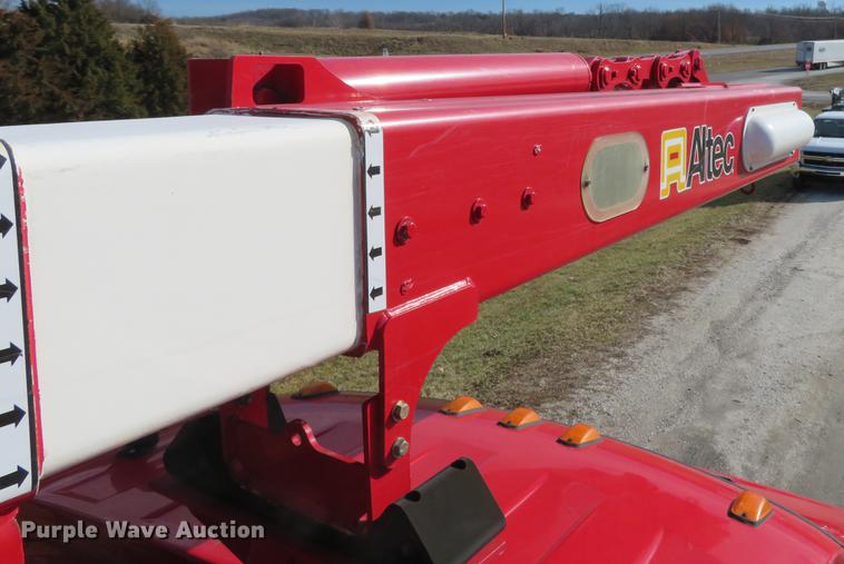 image for item DG3797 2007 Chevrolet C8500 bucket truck