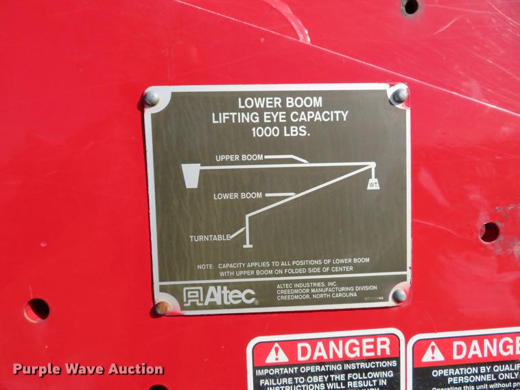 image for item DG3797 2007 Chevrolet C8500 bucket truck