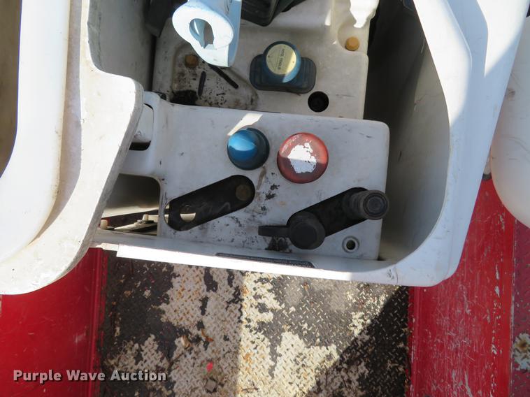 image for item DG3797 2007 Chevrolet C8500 bucket truck