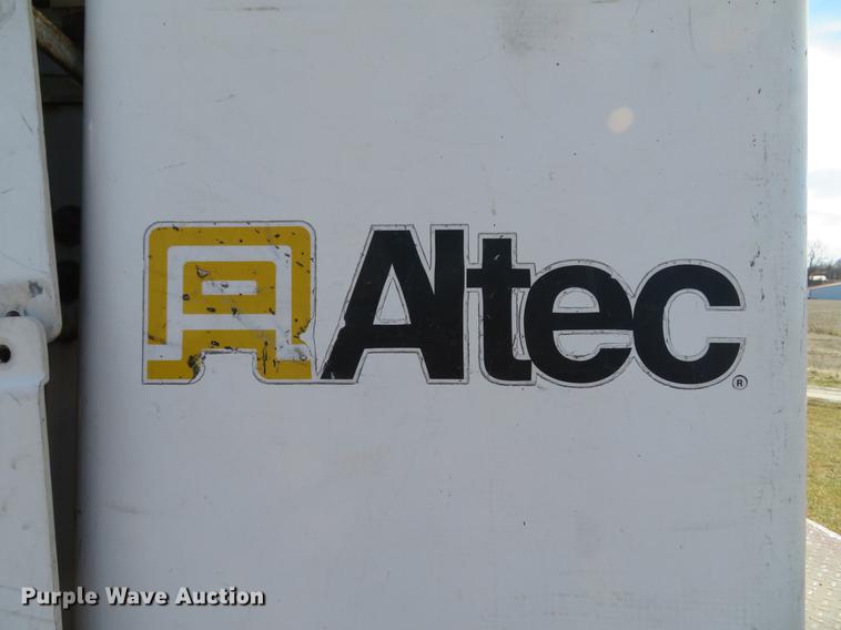 image for item DG3797 2007 Chevrolet C8500 bucket truck