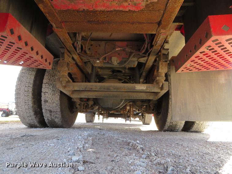 image for item DG3797 2007 Chevrolet C8500 bucket truck