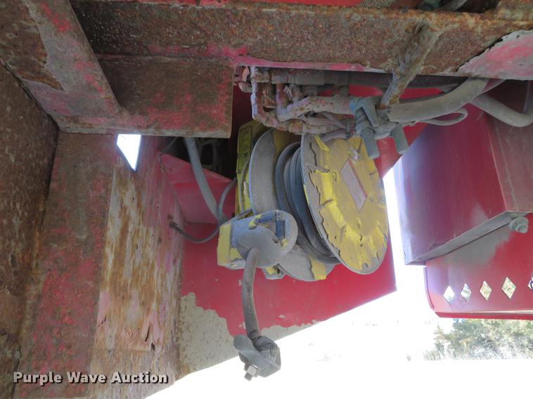image for item DG3797 2007 Chevrolet C8500 bucket truck