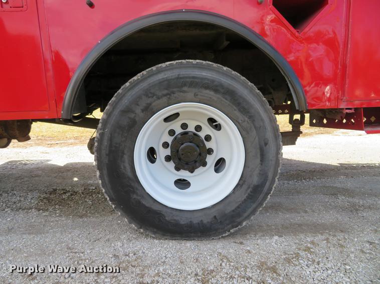 image for item DG3797 2007 Chevrolet C8500 bucket truck