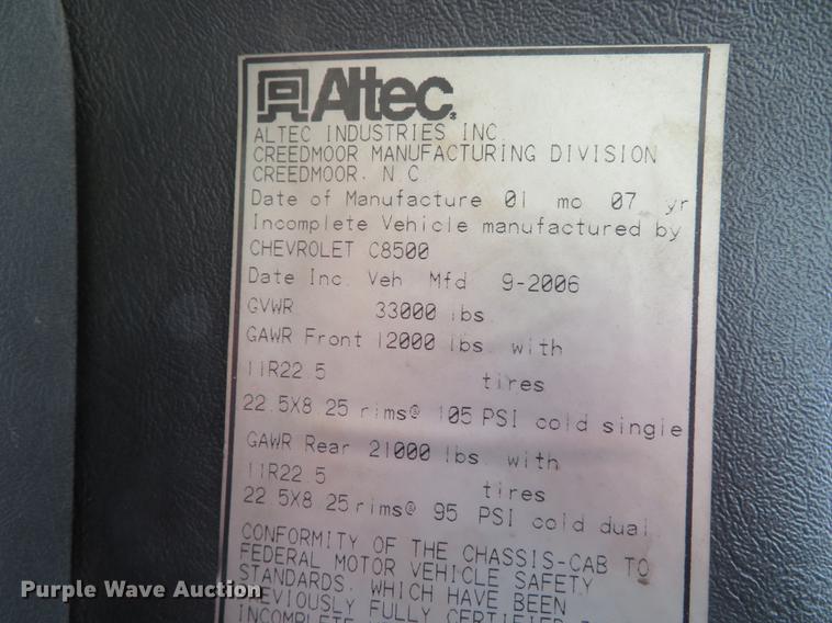 image for item DG3797 2007 Chevrolet C8500 bucket truck