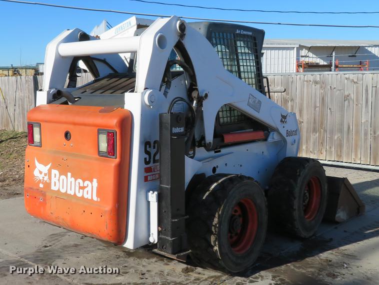 image for item DG3803 2003 Bobcat S250 skid steer