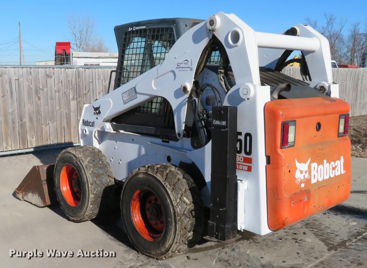 image for item DG3803 2003 Bobcat S250 skid steer