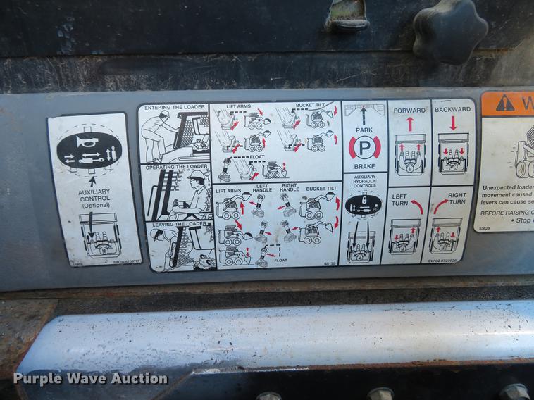image for item DG3803 2003 Bobcat S250 skid steer