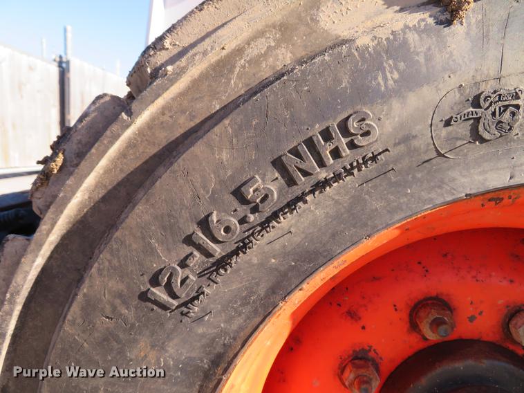 image for item DG3803 2003 Bobcat S250 skid steer