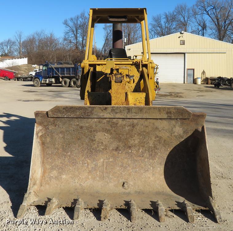 image for item DG3804 1984 Caterpillar 953 track loader