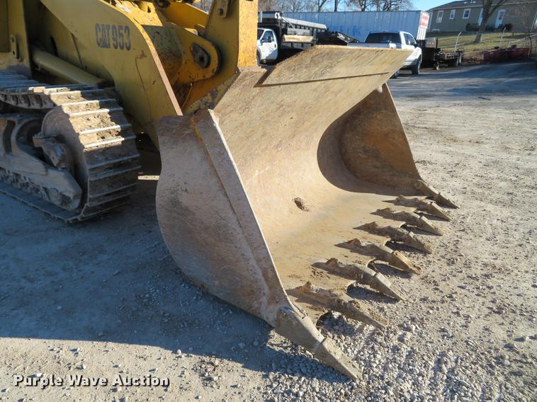 image for item DG3804 1984 Caterpillar 953 track loader