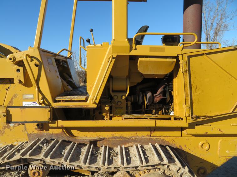 image for item DG3804 1984 Caterpillar 953 track loader