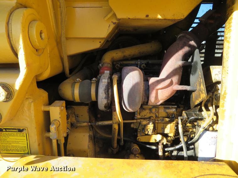 image for item DG3804 1984 Caterpillar 953 track loader
