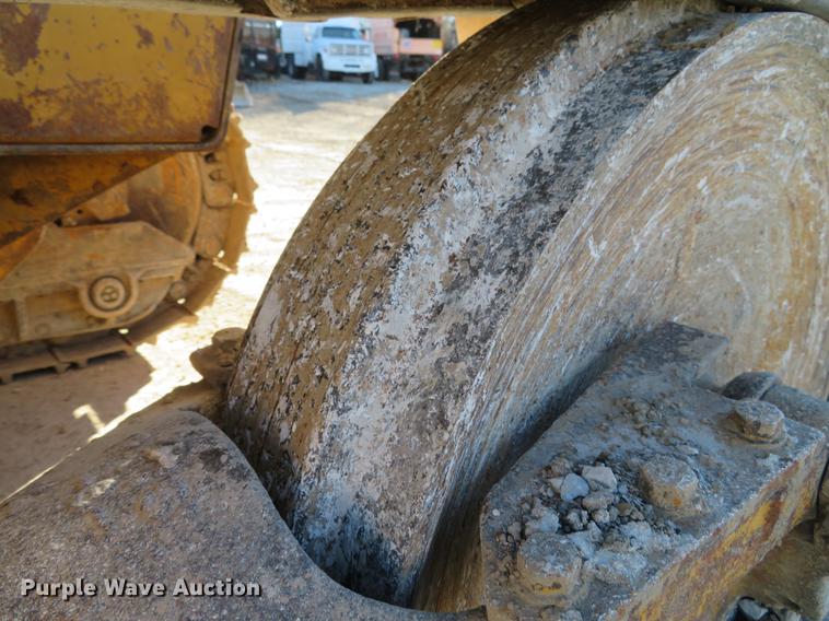 image for item DG3804 1984 Caterpillar 953 track loader