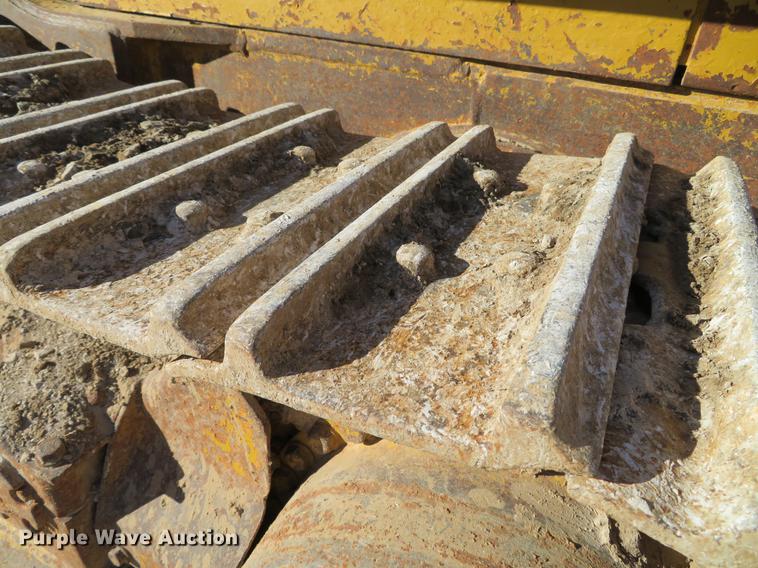 image for item DG3804 1984 Caterpillar 953 track loader