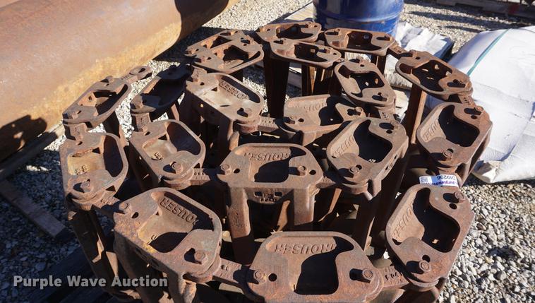 image for item DI9296 Grouser skid steer tracks