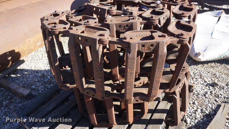 image for item DI9296 Grouser skid steer tracks